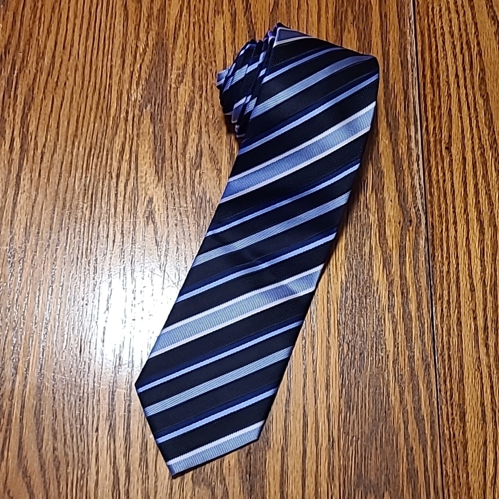 Croft and Barrow Neck Tie